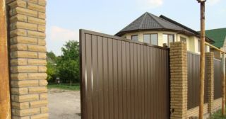 Купить откатные ворота из профнастила Котельники, цена от 1777 руб.