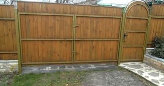 Купить распашные ворота деревянные Котельники, цена от 2769 руб.